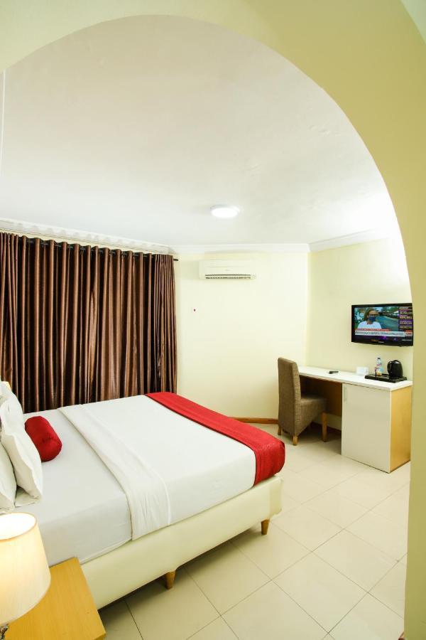 Chateux De Atlantique Hotel Aliayabiagba Extérieur photo